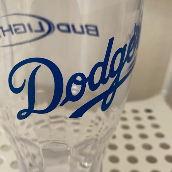 Light up LA dodgers tumble. Never used - Picture 4 of 5